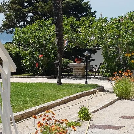 Casa Croatia Apartment Punat Exterior photo